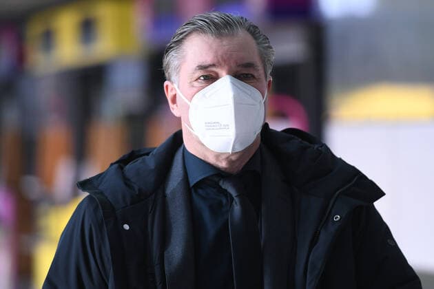 Fußball Europa League Abflug Borussia Dortmund nach Glasgow am 23.02.2023 im Dortmund Airport in Dortmund Michael Zorc ( Sportdirektor Dortmund )