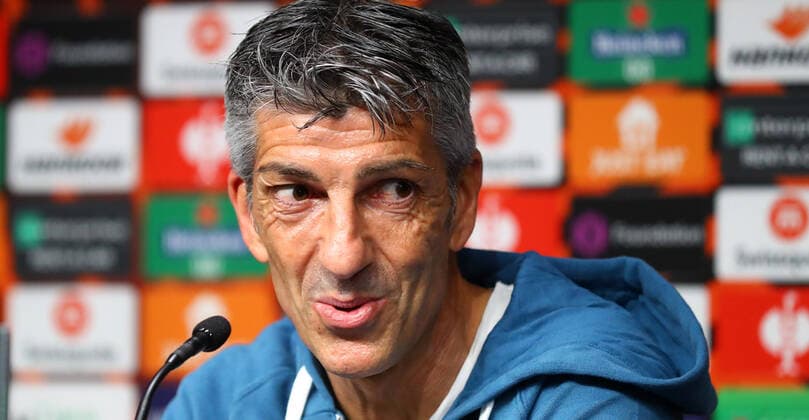 San Sebastian - PK 23.02.2022 Donostia-San Sebastian, 23.02.2022, Estadio Anoeta, Fussball, UEFA Europa League, Pressekonferenz am Vortag der Partie Real Sociedad San Sebastian (ESP) vs. RB Leipzig (GER) , Im Bild: Trainer Imanol Alguacil (San Sebastian) , UEFA regulations prohibit any use of photographs as image sequences and or quasi-video ,