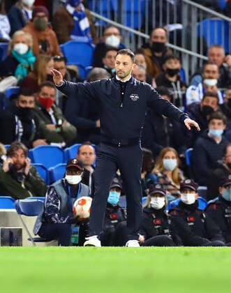San Sebastian - RB Leipzig 24.02.2022 Donostia-San Sebastian, 24.02.2022, Estadio Anoeta, Fussball, UEFA Europa League, Play Off Rueckspiel , Real Sociedad San Sebastian (ESP) vs. RB Leipzig (GER) , Im Bild: Trainer Domenico Tedesco, RB Leipzig , UEFA regulations prohibit any use of photographs as image sequences and or quasi-video ,
