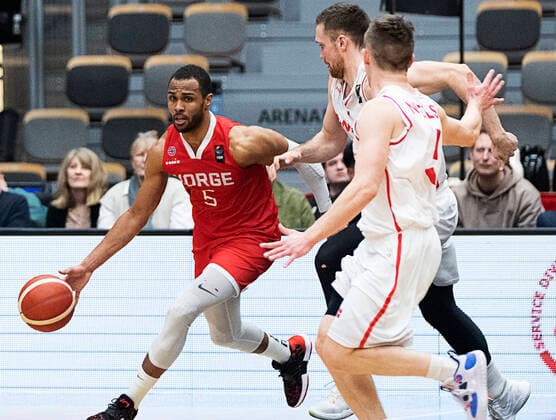 Norges Chris-Ebou Ndow. Danmark moeder Norge i en EM-kvalifikationskamp i basketball, spillet i Naestved, torsdag den 24. februar 2022.. , Naestved Denmark
