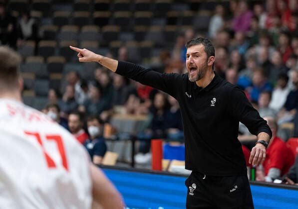 Danmark moeder Norge i en EM-kvalifikationskamp i basketball, spillet i Naestved, torsdag den 24. februar 2022.. , Naestved Denmark
