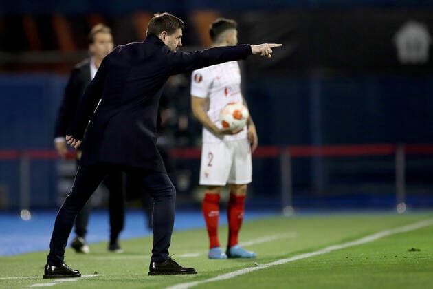 Dinamo Zagreb v Sevilla FC: Knockout Round Play-Offs Leg Two - UEFA Europa League ZAGREB, CROATIA - FEBRUARY 24: Head coach of Dinamo Zagreb Zeljko Kopic reacts during the UEFA Europa League Knockout Round Play-Offs Leg Two match between Dinamo Zagreb and Sevilla FC at Maksimir Stadium on February 24, 2022 in Zagreb, Croatia. IgorxKralj PIXSELL