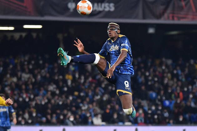 February 24, 2022, Naples, Italy: Naples, Italy, Diego Armando Maradona stadium, February 24, 2022, Napoli s forward Victor Osimhen control the ball during SSC Napoli vs FC Barcellona - football Europa League match. football Europa League match - SSC Napoli vs FC Barcellona, Naples, Italy - ZUMAl164 20220224_zsa_l164_502 Copyright: xCarmeloxImbesix
