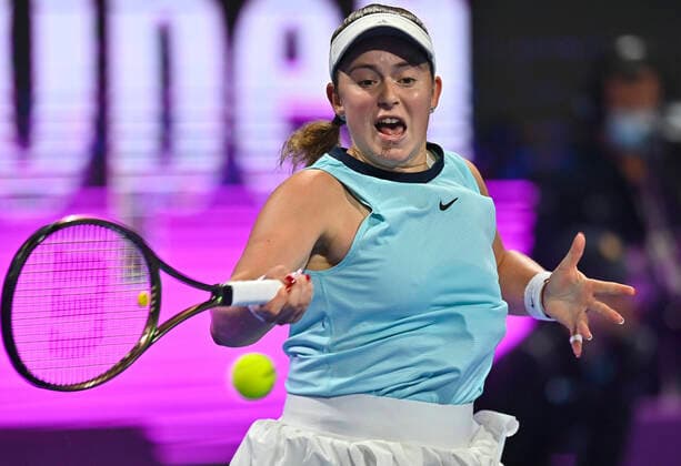 (220225) -- DOHA, Feb. 25, 2022 -- Jelena Ostapenko of Latvia returns the ball during the quarterfinal match of WTA, Tennis Damen Qatar Open tennis tournament against Garbine Muguruza of Spain at the Khalifa International Tennis Complex in Doha, capital of Qatar, Feb. 24, 2022. (Photo by Xinhua) (SP)QATAR-DOHA-TENNIS-WTA QATAR OPEN-QUARTERFINALS Nikku 