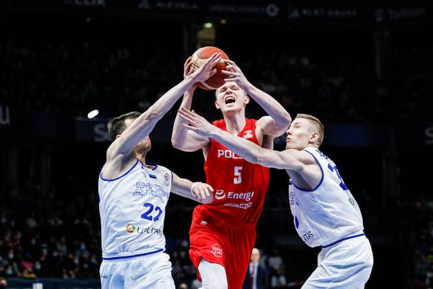 Sport Bilder des Tages Tallin, 25.02.2022 KOSZYKOWKA KADRA REPREZENTACJA POLSKI MECZ Estoani - Poland POLISH national team, Nationalteam BASKETBALL POLAND GAME Estonia - Polska NZ Michal Kolenda , FOT. WOJCIECH FIGURSKI 400mm.pl NEWSPIX.PL --- Newspix.pl  20220225_058_FIG0618