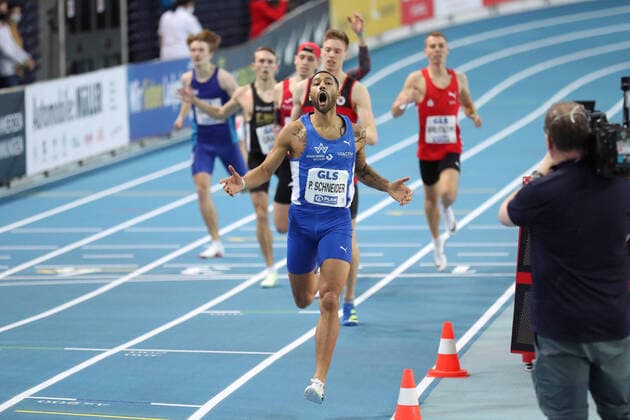 Bilder des Jahres 2022, Sport 02 Februar Sport Themen der Woche KW08 Deutsche Leichtathletik-Hallenmeisterschaften; Leipzig, 26.02.2022 69. Leichtathletik Hallen-DM am 26. 27.02.2022 in der Quarterback Immobilien Arena Leipzig. Im Bild: Patrick Schneider (TV Wattenscheid 01) *** German Athletics Indoor Championships Leipzig, 26 02 2022 69 Athletics Indoor DM on 26 27 02 2022 in the Quarterback Real Estate Arena Leipzig In the picture Patrick Schneider TV Wattenscheid 01 Copyright: xBEAUTIFULxSPORTS JanxKaeferx