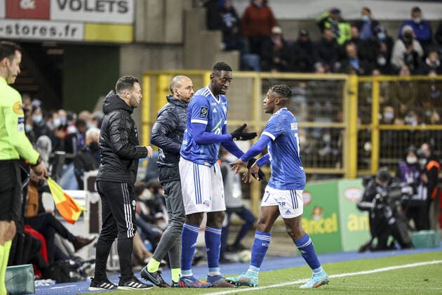 Jean-Ricner Bellegarde 17 (RCS) FOOTBALL : Strasbourg vs Nice - Ligue 1 - Strasbourg - 26 02 2022 ElyxandroCegarra Panoramic 