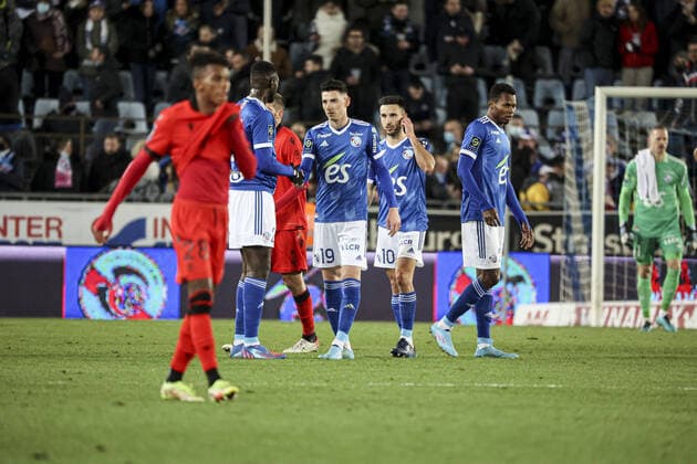 Fin du match FOOTBALL : Strasbourg vs Nice - Ligue 1 - Strasbourg - 26 02 2022 ElyxandroCegarra Panoramic 