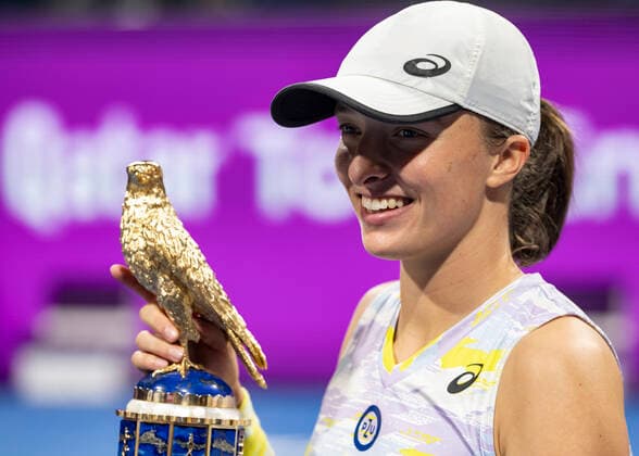 Sport Bilder des Tages 2022 Qatar TotalEnergies Open Iga Swiatek (POL)