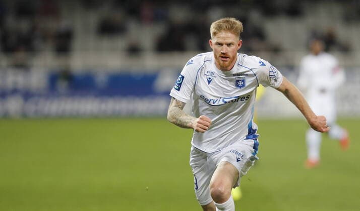 (Auxerre) Gaetan Charbonnier Football : Auxerre vs Quevilly - Ligue 2 - 26 02 2022 StephanieGrossetete Panoramic 
