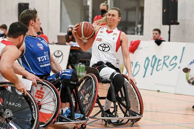 1. Rollstuhl Basketball-Bundesliga, RBC Koeln99ers vs. Thuringia Bulls, 26.02.2022 Hillevi Hansson (RBC Koeln99ers 4), 1. Rollstuhl Basketball-Bundesliga, RBC Koeln99ers vs. Thuringia Bulls am 26.02.2022 in Sporthalle Bergischer Ring, in Koeln (Nordrhein-Westfalen) Copyright: xBEAUTIFULxSPORTS Mueller-Laschetx