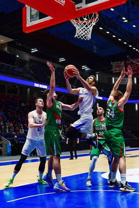 (L-R) Lubos Kovar of Czech Republic, Konstantin Kostadinov of Bulgaria, Petr Bohacik of Czech Republic, Pavlin Ivanov and Dimitar Dimitrov of Bulgaria in action during the men’s basketball qualification match for the 2023 World Championship, WM, Weltmeisterschaft Czech Republic vs Bulgaria in Pardubice, Czech Republic, February 27, 2022. (CTKxPhoto DavidxTanecek) CTKPhotoP2022022708905  TAD 004