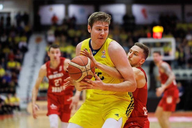 220228 Simon Birgander of Sweden during the FIBA World Cup Qualifier game between Sweden and Croatia on February 28, 2022 in Norrköping. Copyright: PETERxHOLGERSSON BB220228PH023