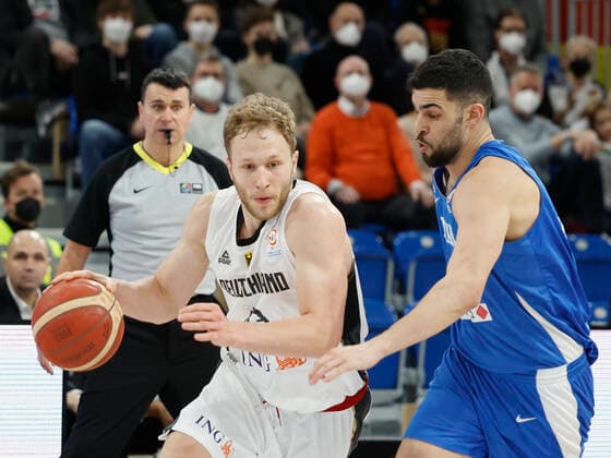28.02.2022, Germany vs. Israel, FIBA Basketball World Cup Qualifiers, Group D, GER, Heidelberg, SNP dome, Picture: (from the left side), Christian Sengfelder (Germany) and Tomer Ginat (Israel) Copyright: HMBxMedia xHeikoxBecker