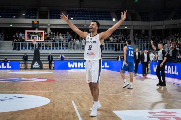 Basketball Heidelberg 28.02.2022 WM Qualifikation FIBA Basketball World Cup European Qualifiers Deutschland (GER) - Israel (ISR) Johannes Thiemann (Deutschland, No.32) Jubel