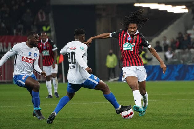 Khephren Thuram (OGC Nice) - Makan Traore (Versailles) FOOTBALL : OGC Nice vs Versailles - Demi finale de coute de France - Nice - 01 03 2022 NorbertScanella Panoramic 