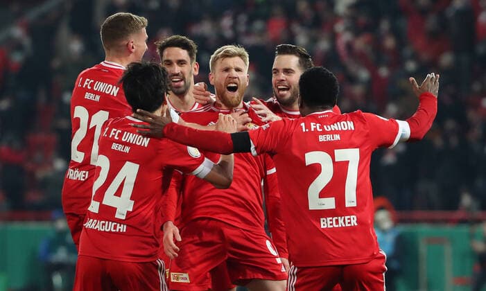 Bilder des Jahres 2022, Sport 03 März Sport Themen der Woche KW09 Sport Bilder des Tages Grischa Prömel, Genki Haraguchi, Andreas Voglsammer 2:1, Sheraldo Becker jubelnd Freude Emotion Jubel nach 2:1 Fußball Fussball DFB Pokal Viertelfinale Herren DFL Saison 2021 2022 01.03.2022 1.FC Union Berlin FCU vs. FC St. Pauli DFL regulations prohibit any use of photographs as image sequences and or quasi-video. *** Grischa Prömel, Genki Haraguchi, Andreas Voglsammer 2 1, Sheraldo Becker jubilant joy emotion jubilation after 2 1 Sports Football Soccer DFB Pokal Quarterfinals Men DFL Season 2021 2022 01 03 2022 1 FC Union Berlin FCU vs FC St Pauli DFL regulations prohibit any use of photographs as image sequences and or quasi video