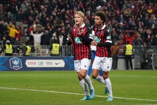 Joie - Kasper Dolberg (OGC Nice) - Calvin Stengs (OGC Nice) FOOTBALL : OGC Nice vs Versailles - Demi finale de coute de France - Nice - 01 03 2022 NorbertScanella Panoramic 
