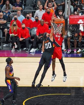 Phoenix, Arizona, March 2nd 2022: Greg Brown ( 4 Portland Trail Blazers) dunks the ball during the National Basketball Association game between the Portland Trail Blazers and the Phoenix Suns ath Footprint Center in Phoenix, Arizona. Edwin Rodriguez SPP Portland Trailblazers v Phoenix Suns - NBA, Basketball Herren, USA - FootPrint Center 