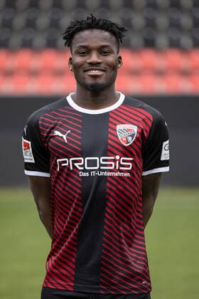 Hans Nunoo Sarpei (18 FCI); FC Ingolstadt 04; 2.BL, Porträttermin 2021 2022 2. Bundesliga - FC Ingolstadt 04 Saison 2021 2022