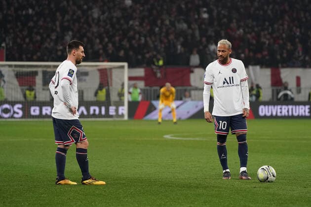 Fußball, OGC Nizza - Paris St. Germain Leo Messi (PSG) - Neymar Jr (PSG) FOOTBALL : OGC Nice vs PSG - Ligue 1 Uber Eats - Nice - 05 03 2022 NorbertScanella Panoramic 
