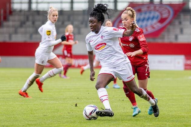 Eunice Beckmann 11 (1. FC Koeln), Giulia Gwinn 7 (FC Bayern Frauen), FC Bayern Frauen Muenchen vs. 1. FC Koeln, Flyeralarm Frauen-Bundesliga, 06.03.22 DFB regulations prohibit any use of photographs as image sequences and or quasi-video. (kolbert-press) Muenchen Bayern Deutschland