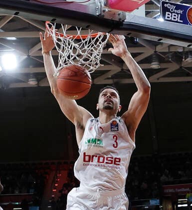06.03.2022, BBL, FC Bayern Muenchen vs Brose Bamberg, Audi Dome Muenchen, Basketball, im Bild: Dominic Lockhart (Brose Bamberg)