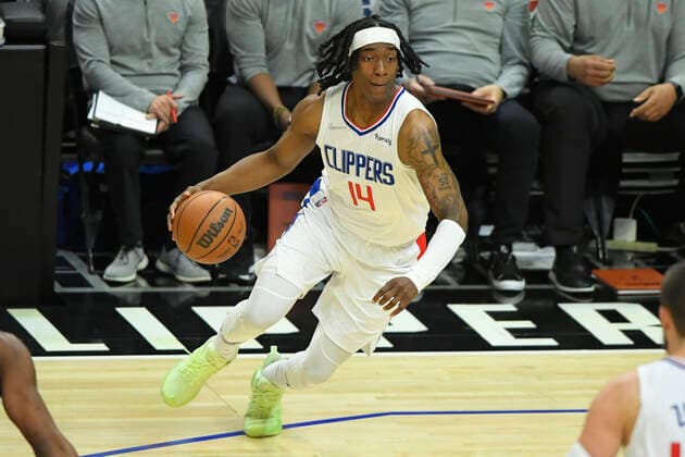 LOS ANGELES, CA - MARCH 06: LA Clippers guard Terance Mann (14) while playing the New York Knicks in a NBA, Basketball Herren, USA basketball game played at on March 6, 2022 at Crypto.com arena in Los Angeles, CA. (Photo by John McCoy Icon Sportswire) NBA: MAR 06 Knicks at Clippers Icon2203061478