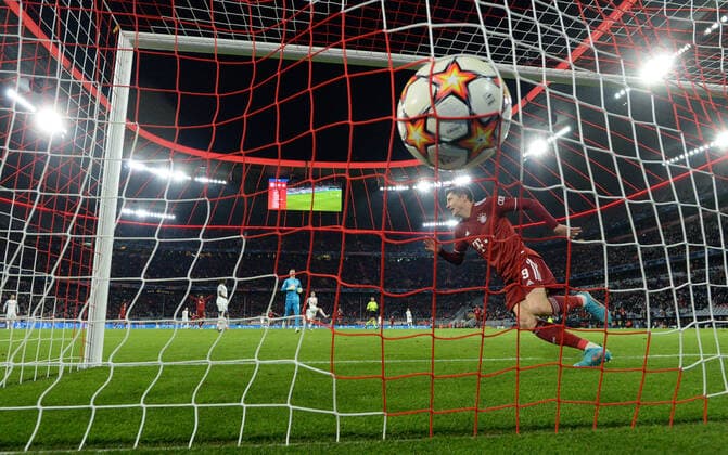 Fussball, Herren, Saison 2021 2022, Champions League (Achtelfinale, Rückspiel), FC Bayern München - RB Salzburg, Robert Lewandowski (FC Bayern München) erzielt das Tor zum 3:0, 08.03. 2022, Copyright: xMatthiasxKochx