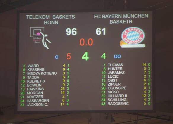 Telekom Baskets Bonn gewinnen vs. FC Bayern München easyCredit BBL 1. Bundesliga , Saison 2021 2022 , Hauptrunde 24. Spieltag