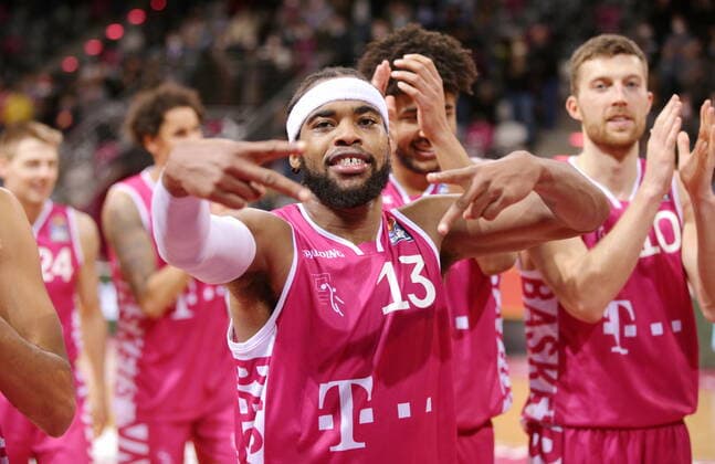 Javontae Hawkins Telekom Baskets Bonn gewinnen vs. FC Bayern München easyCredit BBL 1. Bundesliga , Saison 2021 2022 , Hauptrunde 24. Spieltag