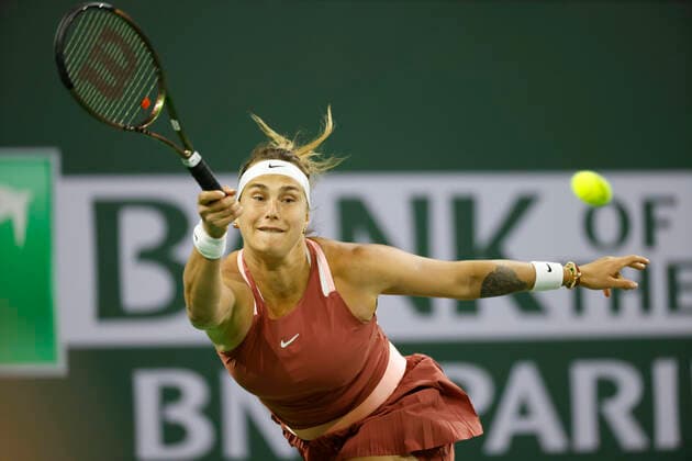 March 08, 2022 Aryna Sabalenka of Belarus returns a shot against Simona Halep of Romania during the Eisenhower Cup of the 2022 BNP Paribas Open at Indian Wells Tennis Garden in Indian Wells, California. Mandatory Photo Credit : CSM. Indian Wells United States of America - ZUMAc04_ 20220308_zaf_c04_174 Copyright: xCharlesxBausx