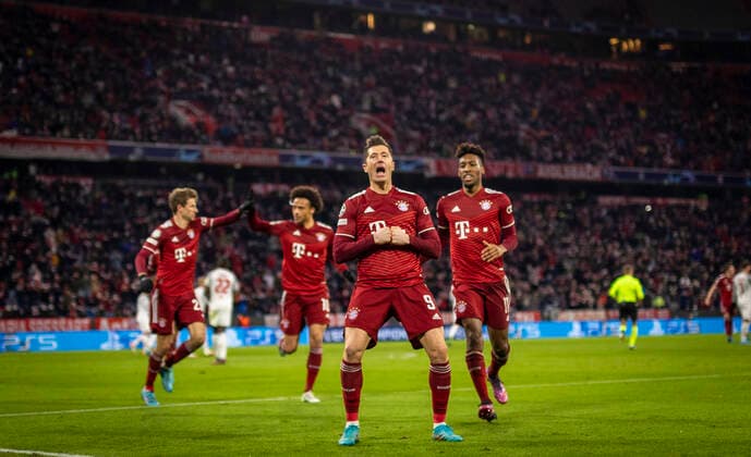 Robert Lewandowski (Muenchen), Kingsley Coman (Muenchen) FC Bayern München vs Red Bull Salzburg 08.03.2022, Fussball; Champions League, Saison 2021 22 Foto: Moritz Müller