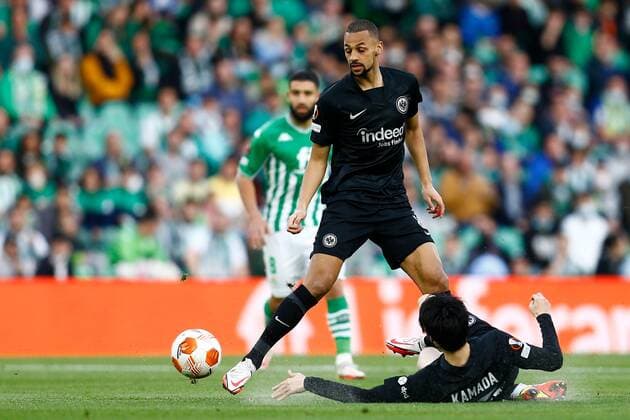 Mandatory Credit: Photo by Pressinphoto Shutterstock (12841930b) Djibril Sow of Eintracht Real Betis v Eintracht Frankfurt, UEFA Europa League 2021-2022, Round of 16, first leg. Football, Benito Villamarin Stadium, Sevilla, Spain - 09 Mar 2022 Editorial use only Real Betis v Eintracht Frankfurt, UEFA Europa League 2021-2022, Round of 16, first leg. Football, Benito Villamarin Stadium, Sevilla, Spain - 09 Mar 2022 Editorial use only Copyright: xPressinphoto Shutterstockx 12841930b