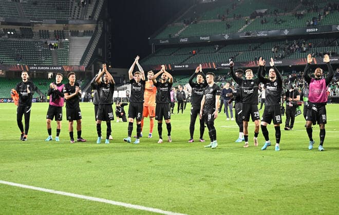 09.03.2022, xjhx, Fussball UEFA Europa League, Real Betis Sevilla - Eintracht Frankfurt emspor, v.l. Jubel Freude über den Sieg (DFL DFB REGULATIONS PROHIBIT ANY USE OF PHOTOGRAPHS as IMAGE SEQUENCES and or QUASI-VIDEO) Sevilla