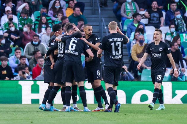 Real Betis v Eintracht Frankfurt: Round of 16 Leg One - UEFA Europa League Filip Kostic of Eintracht celebrates scoring their teams first goal with team mates during the UEFA Europa League Knockout Round of 16 Leg One match between Real Betis and Eintracht Francfort at Benito Villamarin Stadium on March 09, 2022 in Seville, Spain. Seville Spain  Copyright: xDAXxImagesx originalFilename:daximages-realbeti220309_npe0a.jpg