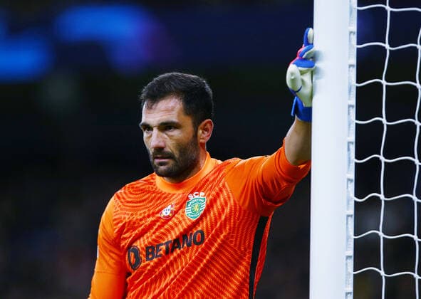 Mandatory Credit: Photo by Matt West Shutterstock (12841256bg) Sporting Lisbon goalkeeper Antonio Adan Manchester City v Sporting Lisbon, UEFA Champions League, Round of 16, Second Leg, Football, Etihad Stadium, Manchester, UK - 09 Mar 2022 EDITORIAL USE ONLY No use with unauthorised audio, video, data, fixture lists, club league logos or live services. Online in-match use limited to 120 images, no video emulation. No use in betting, games or single club league player publications. Manchester City v Sporting Lisbon, UEFA Champions League, Round of 16, Second Leg, Football, Etihad Stadium, Manchester, UK - 09 Mar 2022 EDITORIAL USE ONLY No use with unauthorised audio, video, data, fixture lists, club league logos or live services. Online in-match use limited to 120 images, no video emulation. No use in betting, games or single club league player publications. Copyright: xMattxWest Shutterstockx 12841256bg