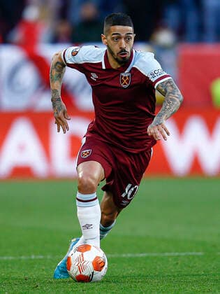 ESP: Sevilla FC-West Ham. UEFA Europa League Manuel Lanzini of West Ham during the UEFA Europa League match, round of 16 between Sevilla FC and West Ham played at Sanchez Pizjuan Stadium on March 10, 2022 in Sevilla, Spain. (Antonio Pozo Pressinphoto Icon Contributor Copyright: xPressinphotox AP_100322_001