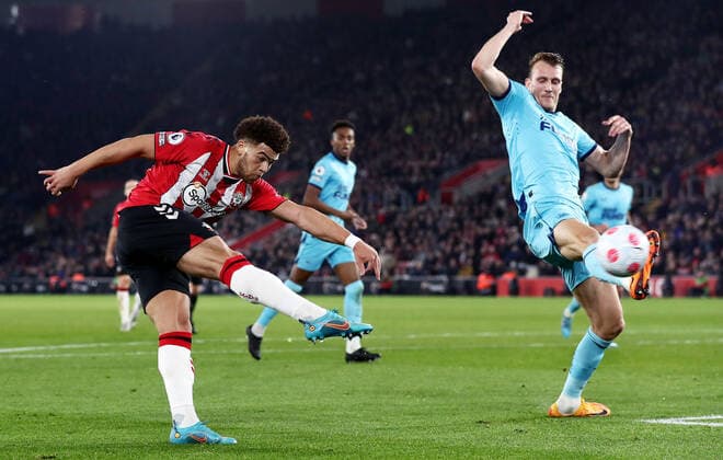 Mandatory Credit: Photo by James Marsh Shutterstock (12843048y) The shot of Che Adams of Southampton hits the bar. Southampton v Newcastle United, Premier League, Football, St Mary s Stadium, Southampton, UK - 10 Mar 2022 EDITORIAL USE ONLY No use with unauthorised audio, video, data, fixture lists, club league logos or live services. Online in-match use limited to 120 images, no video emulation. No use in betting, games or single club league player publications. Southampton v Newcastle United, Premier League, Football, St Mary s Stadium, Southampton, UK - 10 Mar 2022 EDITORIAL USE ONLY No use with unauthorised audio, video, data, fixture lists, club league logos or live services. Online in-match use limited to 120 images, no video emulation. No use in betting, games or single club league player publications.  Copyright: xJamesxMarsh Shutterstockx 12843048y