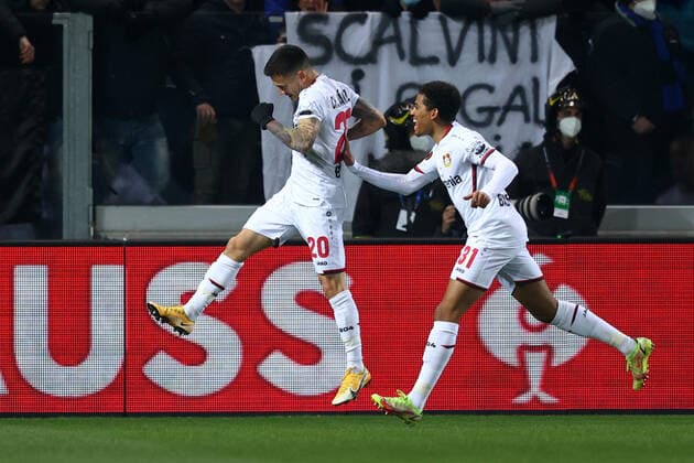 March 10, 2022, BERGAMO, Italia: Leverkusen s Charles Aranguiz celebrates after goal 0-1 with Amine Adli UEFA Europa League round of 16 first leg soccer match Atalanta BC vs Bayer 04 Leverkusen at the Bergamo Stadium in Bergamo, Italy, 10 March 2022..ANSA PAOLO MAGNI Soccer: Europa League; Atalanta-Bayer 04 Leverkusen  - ZUMAa110 20220310_zaf_a110_085 Copyright: xPaoloxMagnix