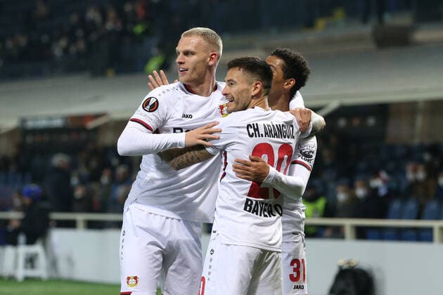 March 10, 2022, Bergamo, Italy: Bergamo, Italy, Gewiss Stadium, March 10, 2022, Charles Aranguiz (Bayer 04 Leverkusen) celebrates after scoring his side s first goal of the match during Atalanta BC vs Bayer Leverkusen - football Europa League match. football Europa League match - Atalanta BC vs Bayer Leverkusen, Bergamo, Italy  - ZUMAl164 20220310_zsa_l164_012 Copyright: xFrancescoxScaccianocex