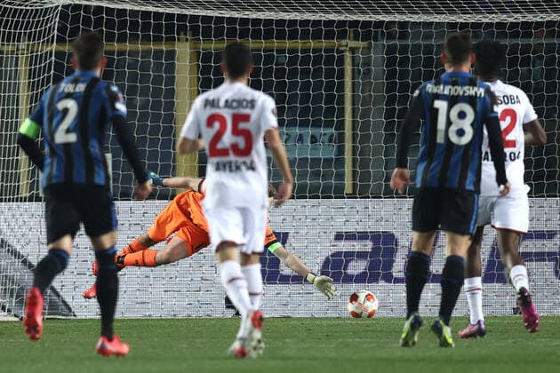 Luis Muriel (Atalanta BC) scores his side s second goal of the match during Atalanta BC vs Bayer Leverkusen, football Europa League match in Bergamo, Italy, March 10 2022  Copyright: xFrancescoxScaccianocex xipa-agenx xx 0