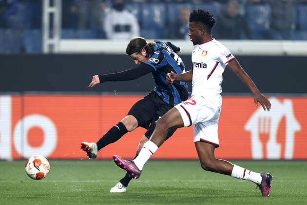Bergamo 10 03 2022 - Europa League Atalanta-Bayer Leverkusen foto Image nella foto: Hans Hateboer-Edmond Tapsoba 