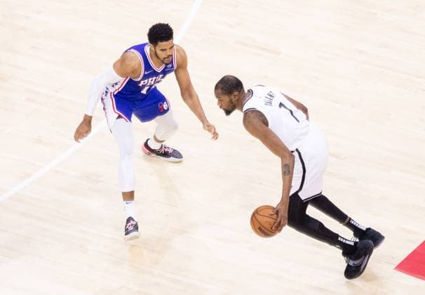 Philadelphia, Pennsylvania, United States of America, March 10th 2022: Tobias Harris (76ers 12)& xA