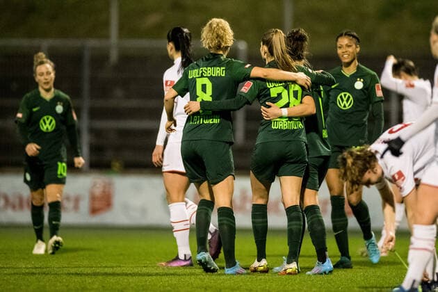 FLYERALARM. Frauen Fussball Bundesliga, 1. FC Koeln - VfL Wolfsburg; 11.03.2022 Jubel zum 0:3 durch Tabea Wassmuth ( 28, VfL Wolfsburg) FLYERALARM Frauen Fussball Bundesliga, 1. FC Koeln - VfL Wolfsburg, Koeln, Geissbockheim DFB REGULATIONS PROHIBIT ANY USE OF PHOTOGRAPHS AS IMAGE SEQUENCES AND OR QUASI-VIDEO. Copyright: xBEAUTIFULxSPORTS Wunderlx