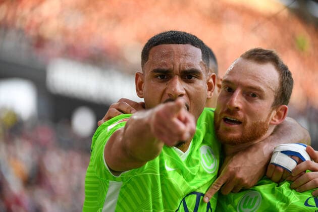 Bilder des Jahres 2022, Sport 03 März Sport Themen der Woche KW10 Sport Bilder des Tages Fussball 1. Bundesliga 26. Spieltag - 21 22 - SC Freiburg vs. VfL Wolfsburg - 12-03-2022 Torjubel zum 2:0 Ausgleich durch Maximilian Arnold (VfL Wolfsburg 27). Fussball 1. Bundesliga: SC Freiburg vs. VfL Wolfsburg am Samstag, den 12. Maerz 2022 im Europa-Park Stadion in Freiburg im Breisgau DFL REGULATIONS PROHIBIT ANY USE OF PHOTOGRAPHS AS IMAGE SEQUENCES AND OR QUASI-VIDEO. *** Football 1 Bundesliga 26 Matchday 21 22 SC Freiburg vs VfL Wolfsburg 12 03 2022 Goal celebration for 2 0 equalizer by Maximilian Arnold VfL Wolfsburg 27 Football 1 Bundesliga SC Freiburg vs VfL Wolfsburg on Saturday, 12 March 2022 at Europa Park Stadium in Freiburg im Breisgau DFL REGULATIONS PROHIBIT ANY USE OF PHOTOGRAPHS AS IMAGE SEQUENCES AND OR QUASI VIDEO Copyright: xBEAUTIFULxSPORTS GerdxGruendlx