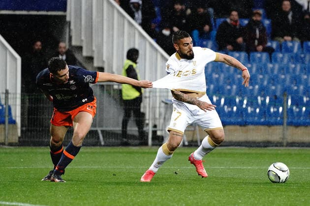 Andy Delort (OGC Nice) - Maxime Esteve (Montpellier FC) FOOTBALL : Montpellier vs OGC Nice - Ligue 1 Uber Eats - Montpellier - 12 03 2022 NorbertScanella Panoramic 