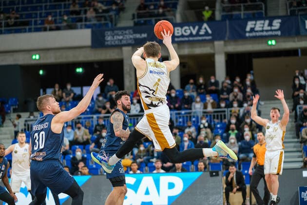 David Kraemer (Basketball Loewen Braunschweig, 1), MLP Academics Heidelberg vs. Basketball Loewen Braunschweig, Basketball, easyCredit Bundesliga, 25.Spieltag, Saison 2021 2022, 12.03.2022, MLP Academics Heidelberg vs. Basketball Loewen Braunschweig, Basketball, easyCredit Bundesliga, 25.Spieltag, Saison 2021 2022, 12.03.2022, Heidelberg Copyright: xEibner-Pressefotox EP_EER