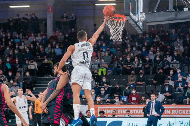 easyCredit Basketball Bundesliga, Hamburg Towers vs. Telekom Baskets Bonn, Hamburg, 29.10.2021 easyCredit Basketball Bundesliga, Hamburg Towers vs. Telekom Bskets Bonn, Jaylon Brown ( 0 Hamburg Towers) Copyright: xBEAUTIFULxSPORTS Mohwinkelx