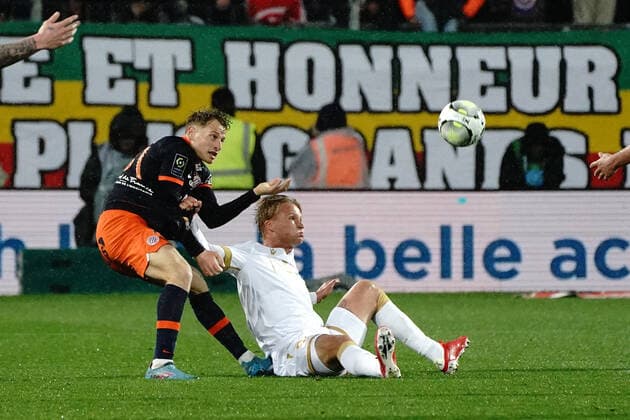 Nicolas Cozza (Montpellier FC) - Kasper Dolberg (OGC Nice) FOOTBALL : Montpellier vs OGC Nice - Ligue 1 Uber Eats - Montpellier - 12 03 2022 NorbertScanella Panoramic 